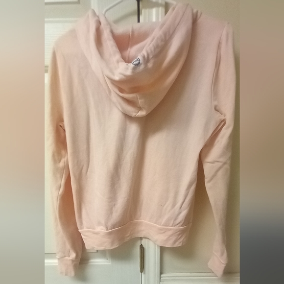 #107 VS Pink Hoodie💖 - Picture 2 of 3